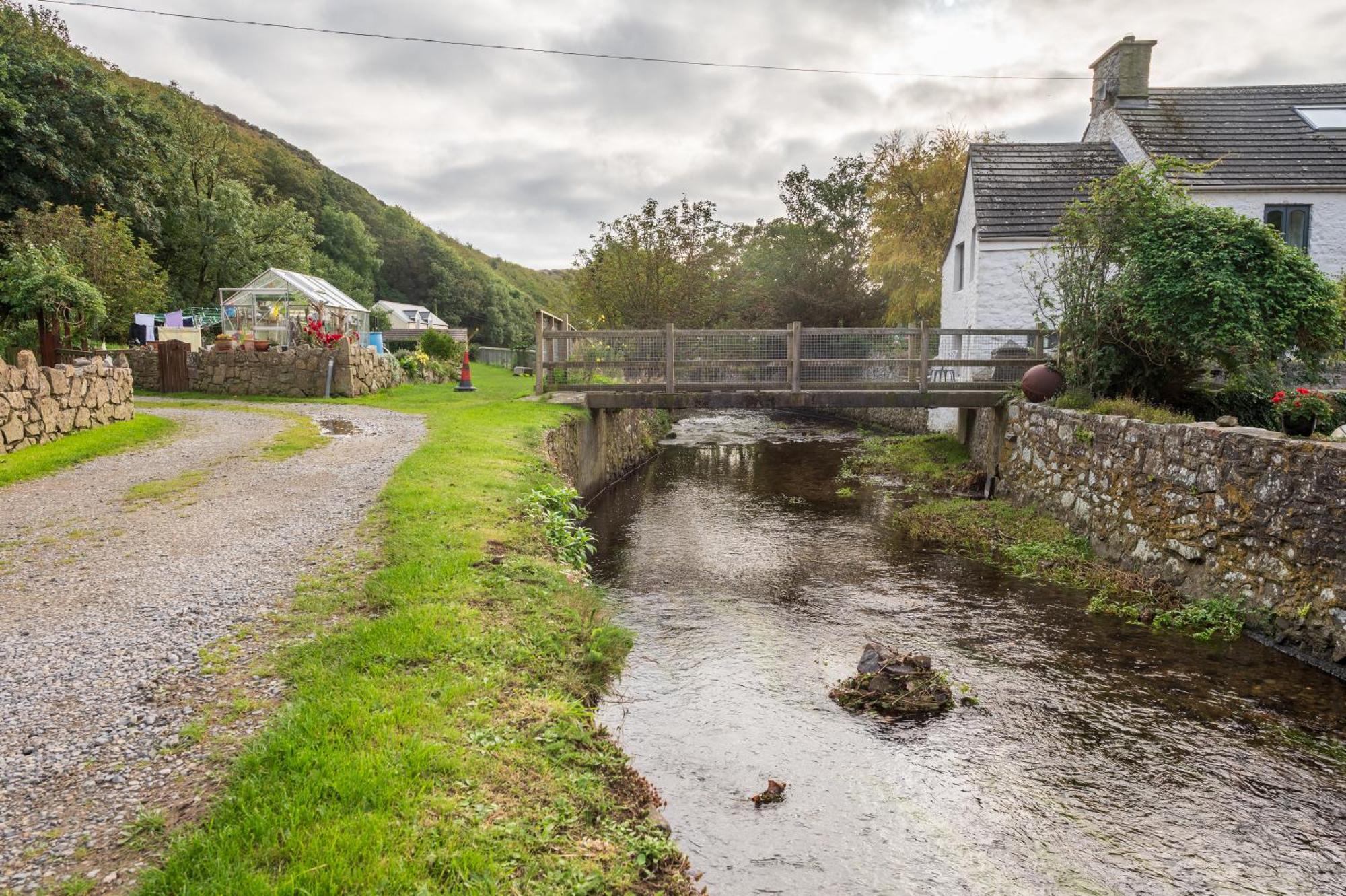 Riverside Bothy In Heart Of Scenic Harbour Village Solva Luaran gambar