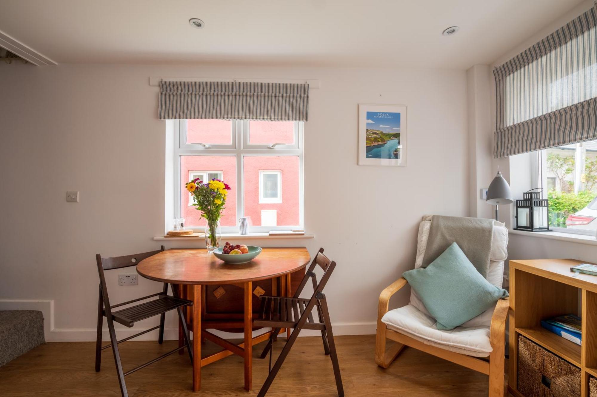 Riverside Bothy In Heart Of Scenic Harbour Village Solva Luaran gambar